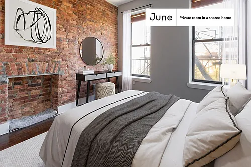 1131 Broadway #C Photo 1
