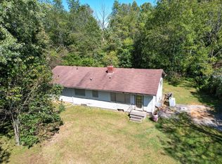 997 Bullock Hollow Rd, Bristol, TN 37620