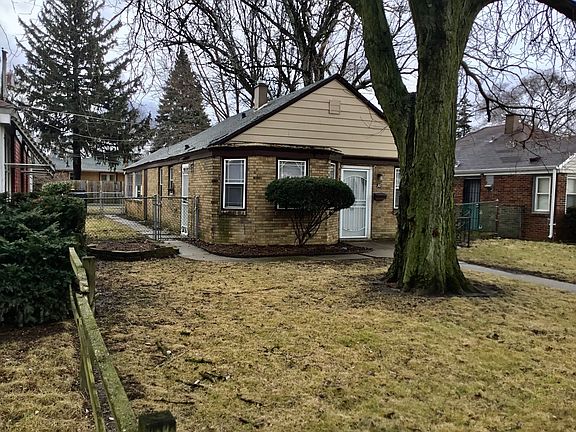 2nd image of 10 W 140th Ct