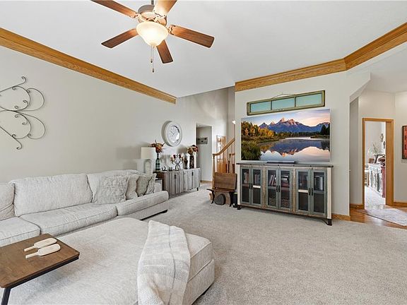 5th image of 4215 SE Paddock Dr