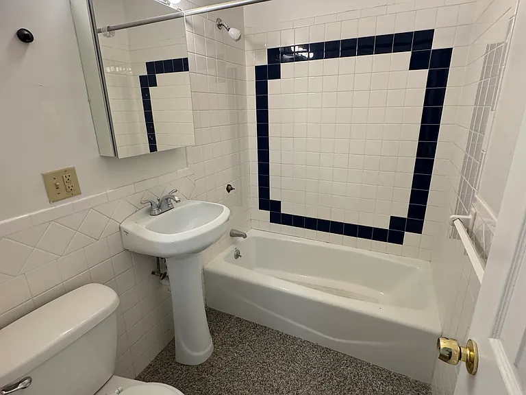 41 Egremont Rd #5 — Photo 9