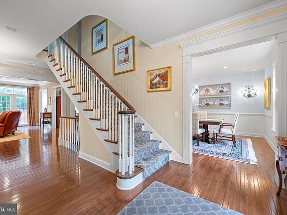 4th image of 309 Applebrook Dr