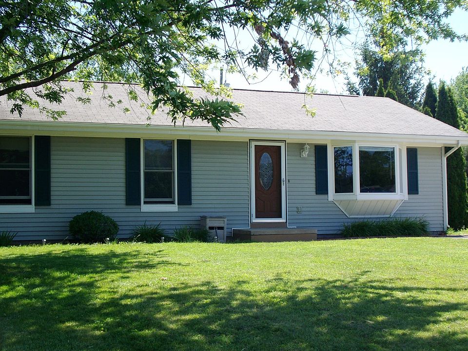 1st image of 1589 Golden Gate Ct