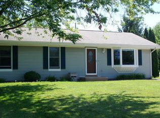 1589 Golden Gate Ct, Saint Clair, MI 48079