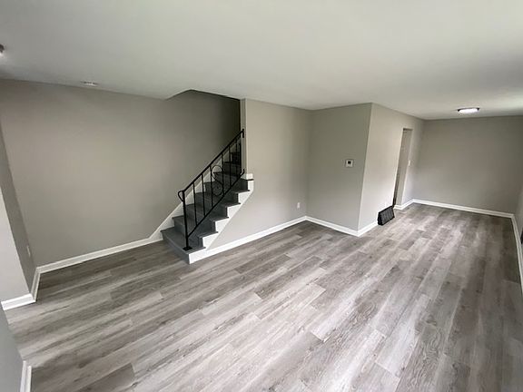 4th image of 2843 Bellwood Ave