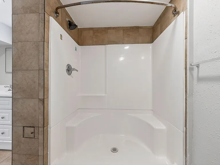 1802 SW Sunset Ave — Photo 15