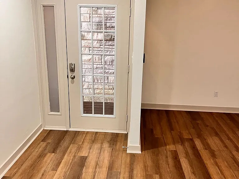 125 N Washington St — Photo 18
