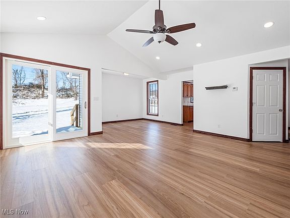 3rd image of 3502 La Vona Dr