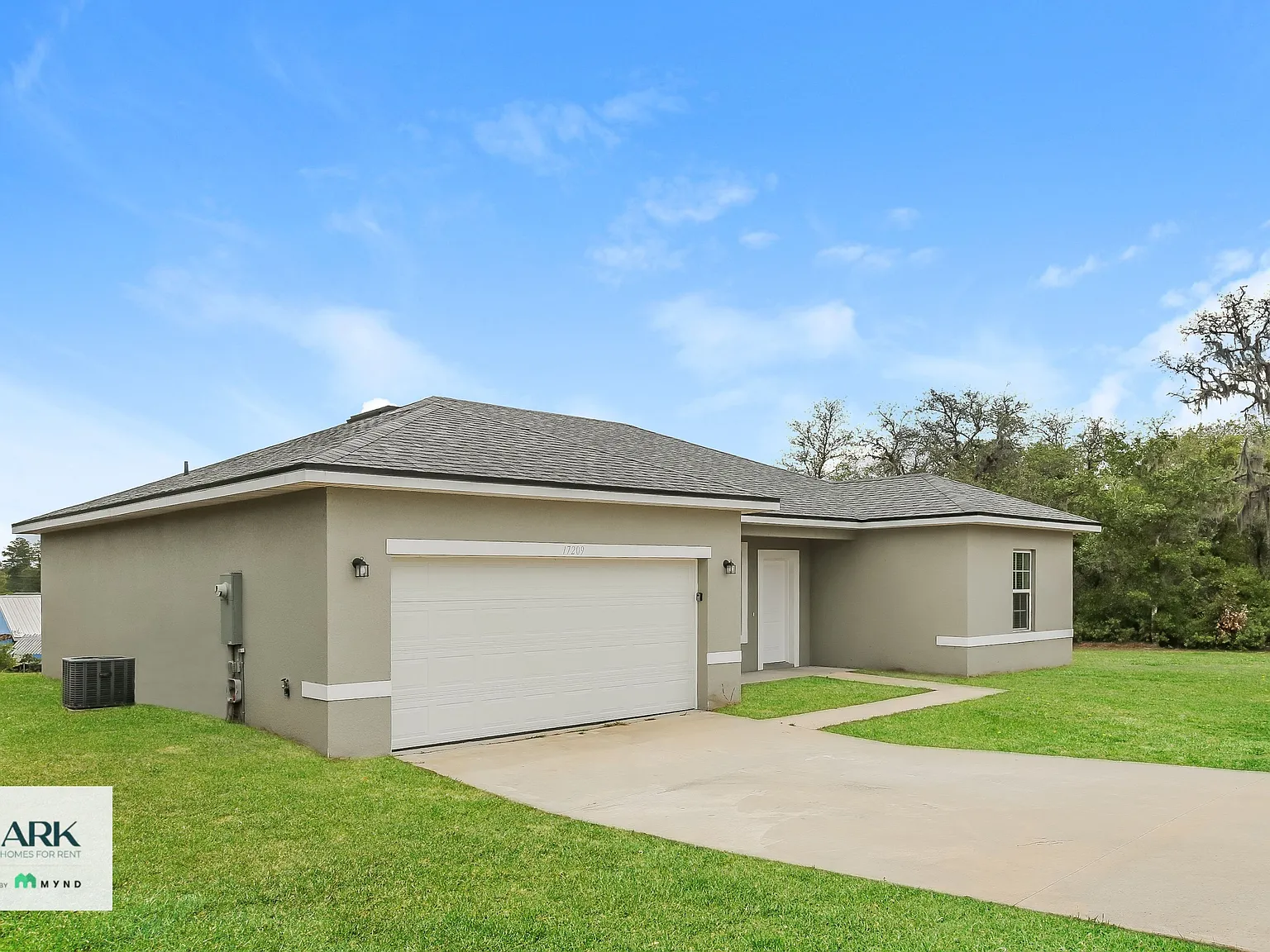 4 bed, 2.0 bath, 1580 sqft, $1,874 — Photo 2