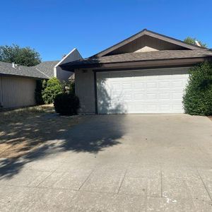 2012 N Laureen Ave, Fresno, CA, 93703
