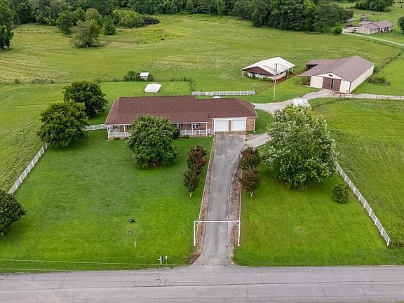 2nd image of 158 Big Springs Rd