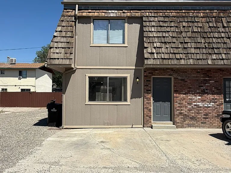 3211 Opal Ct #A — Photo 2