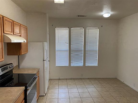 5th image of 1245 Ballymote Ln