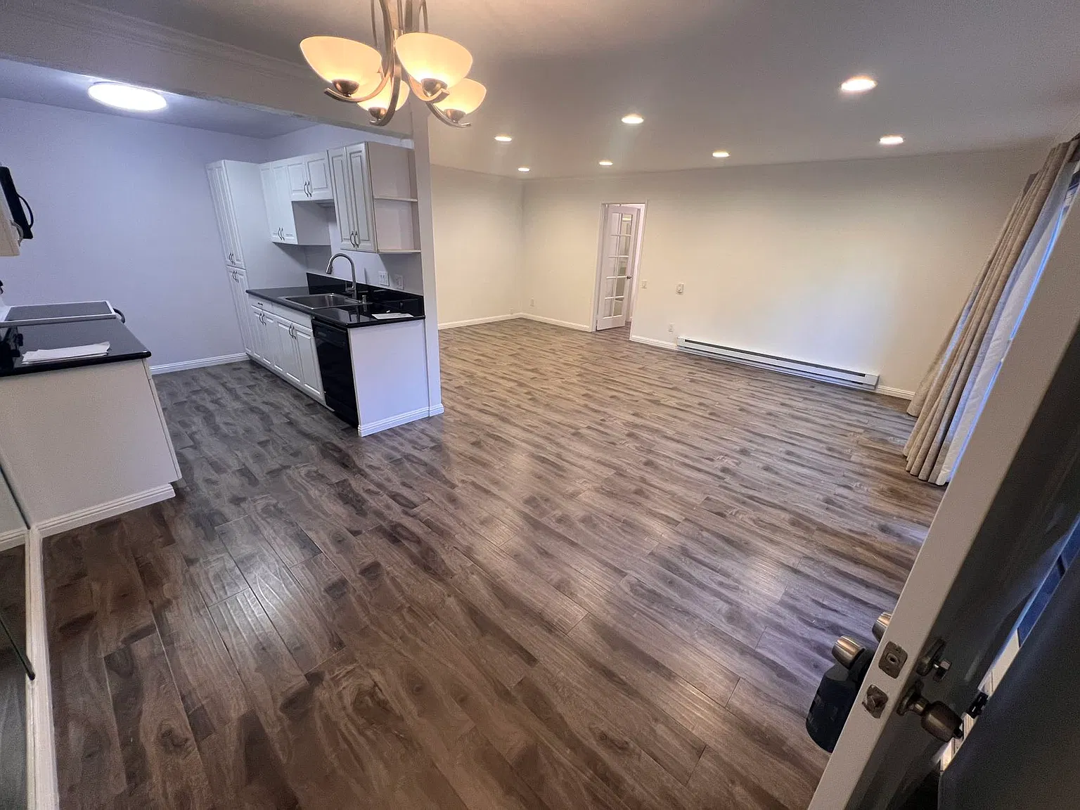 1 bed, 771 sqft, $2,500 — Photo 2