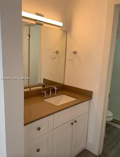 8101 Crespi Blvd #404 — Photo 17