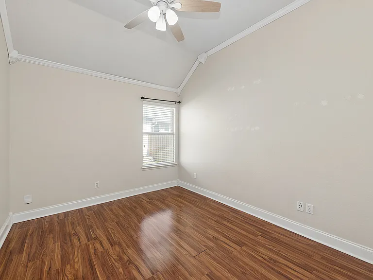 9733 Lovers Ln — Photo 25