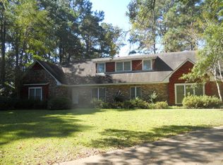701 W Cherokee St, Centreville, MS 39631
