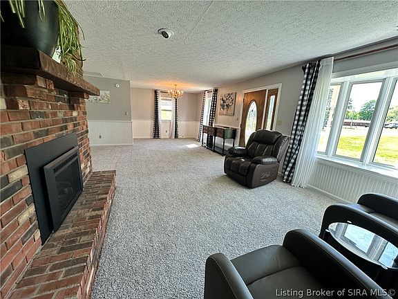 2nd image of 88 N 900 Road W