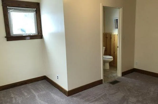 144 School St — Photo 5
