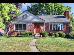 579 Greenhurst Dr, Pittsburgh, PA 15243