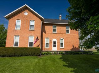 19525 Bradner Rd, Pemberville, OH 43450