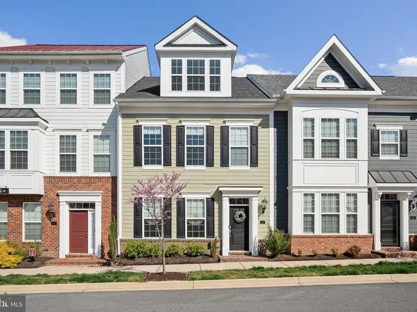 58 Mustang Dr, La Plata, MD 20646