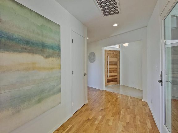 4th image of 11650 Regnart Canyon Dr