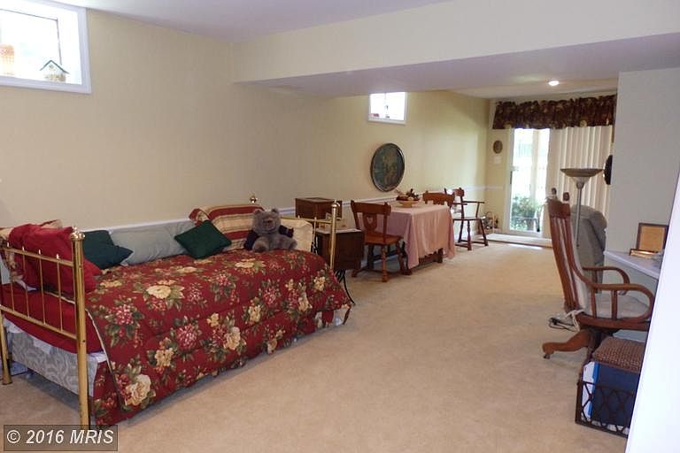 2nd image of 2569 Bear Den Rd
