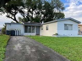 6331 Harding St, Hollywood, FL 33024
