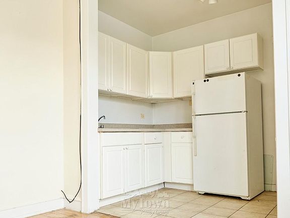 5th image of 4522 N Damen Ave APT 2A