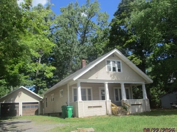 323 W Main St, Springville, NY 14141