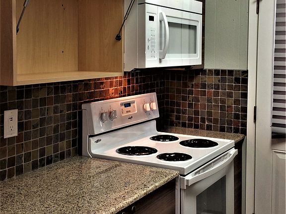04 Kitchen b