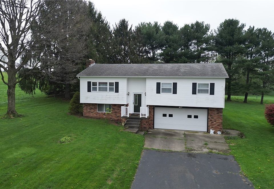 1st image of 4446 S Carr Rd