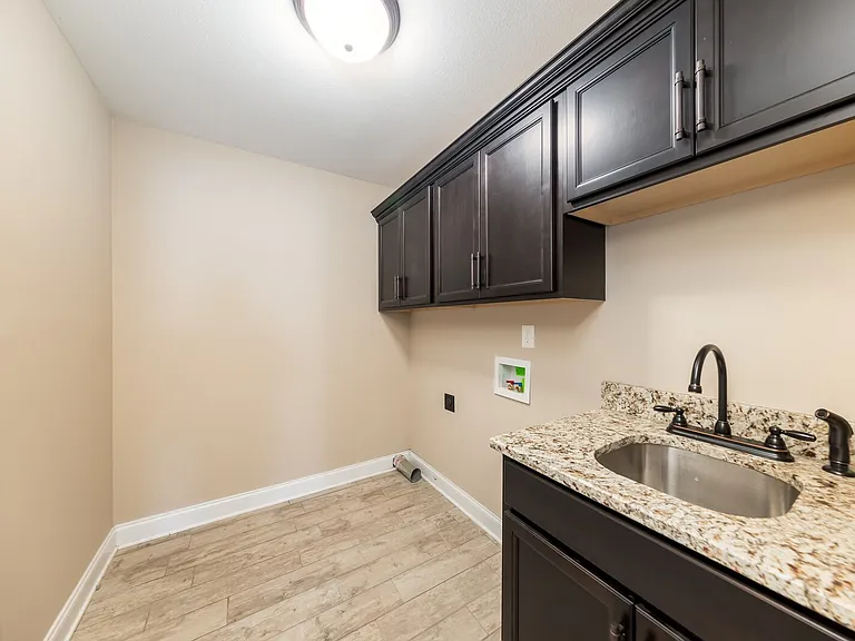 120 Overcrest Ct — Photo 10