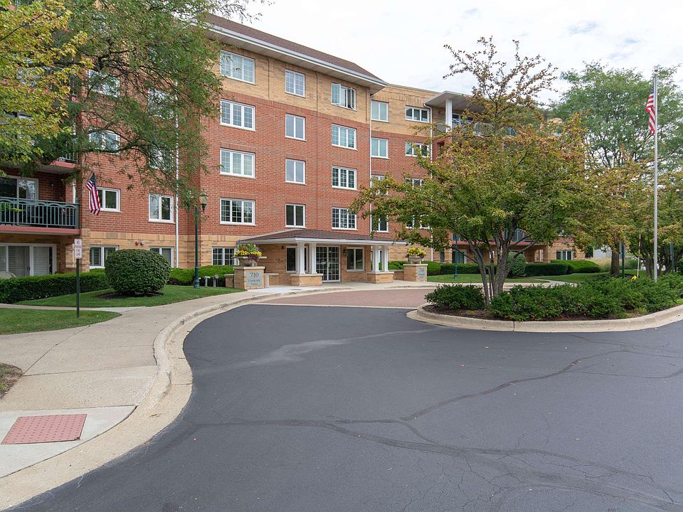 1st image of 710 Creekside Dr