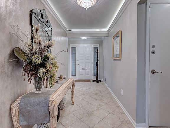 2nd image of 69 Cummings Cir