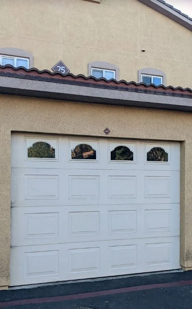 Two Bedroom Two Bathroom Apartment in Murrieta — Photo 3