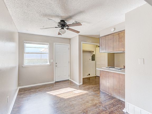 4th image of 2631 Elwood Dr
