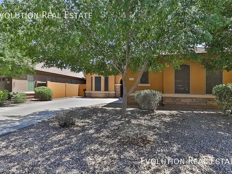 3067 E Palmdale Ln — Photo 24