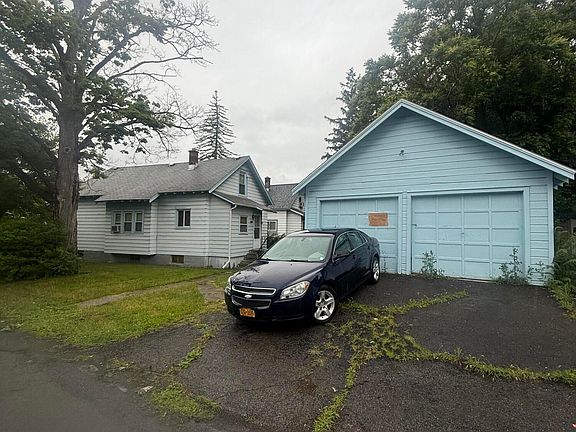 5th image of 1741 Avenue H
