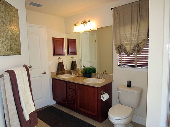 4th image of 1283 Scarlet Oak Cir