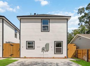 8122 Sterlingshire St, Houston, TX 77078