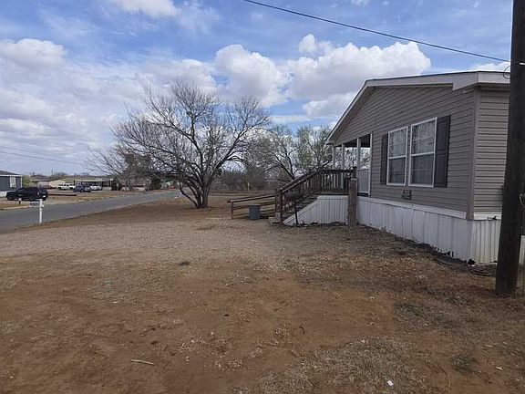 4th image of 311 E Frio St