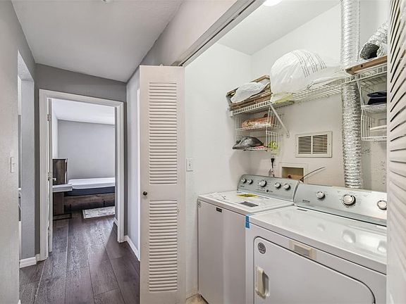 3rd image of 10462 White Lake Ct #10462
