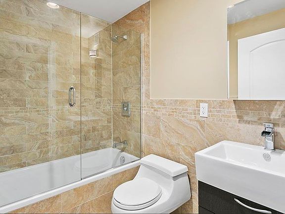 5th image of 185 York St APT 1A
