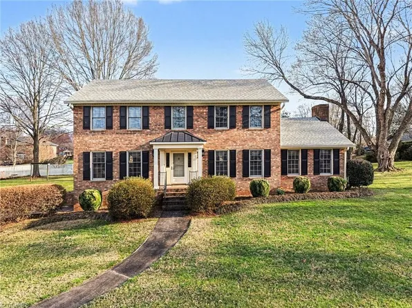 7010 Stancliff Ct, Clemmons, NC 27012