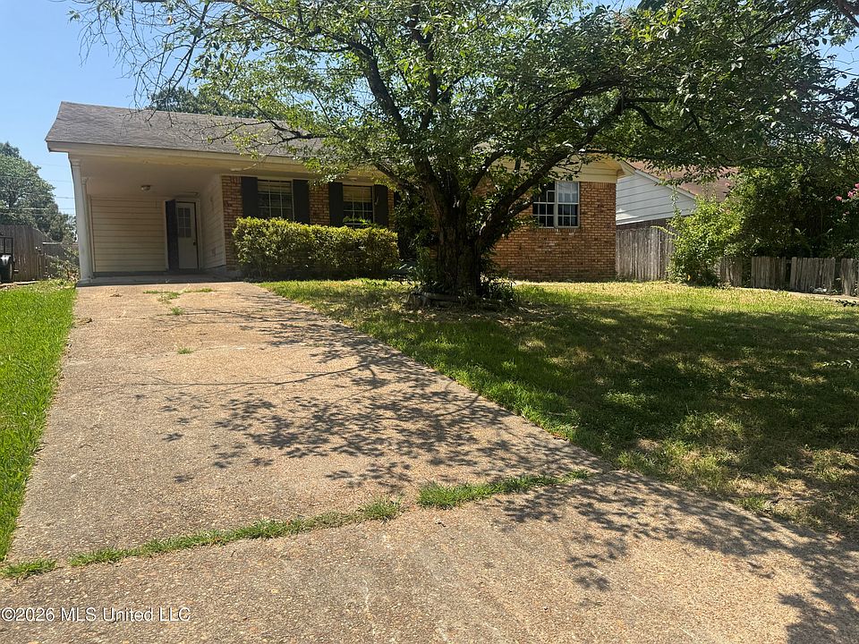 1st image of 1841 Brookhaven Dr
