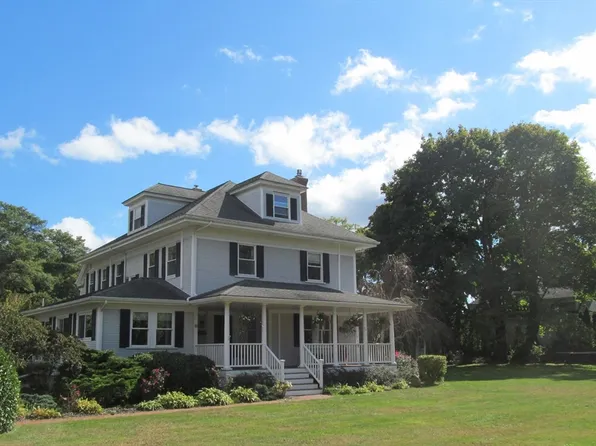 19 Depot Rd, Bourne, MA 02532