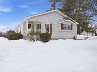 402 Blueberry Cir, Middleboro, MA 02346