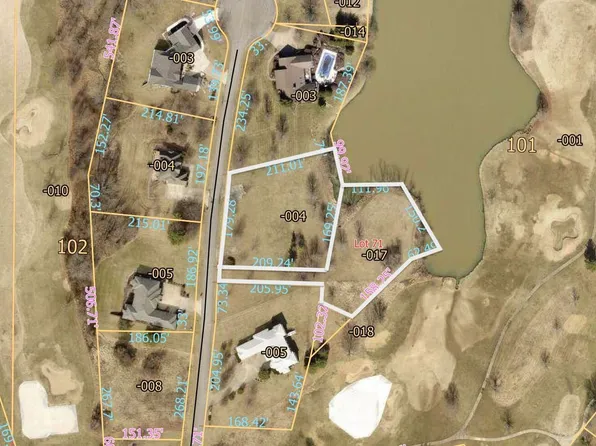 136 Stone Lake Dr, Makanda, IL 62958